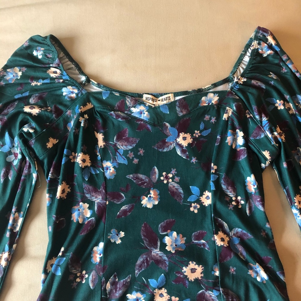Floral Bodysuit - Picture 4 of 6